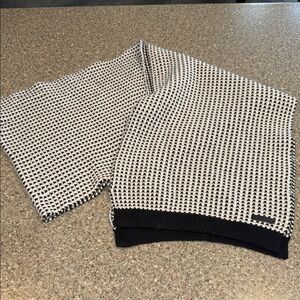 Coach Black and White Knit Scarf